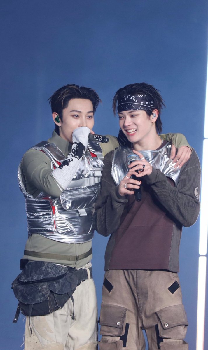 원초적 tweet media