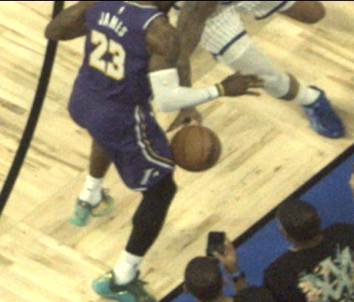 ᴅ ʀ ᴇ ᴡ tweet media