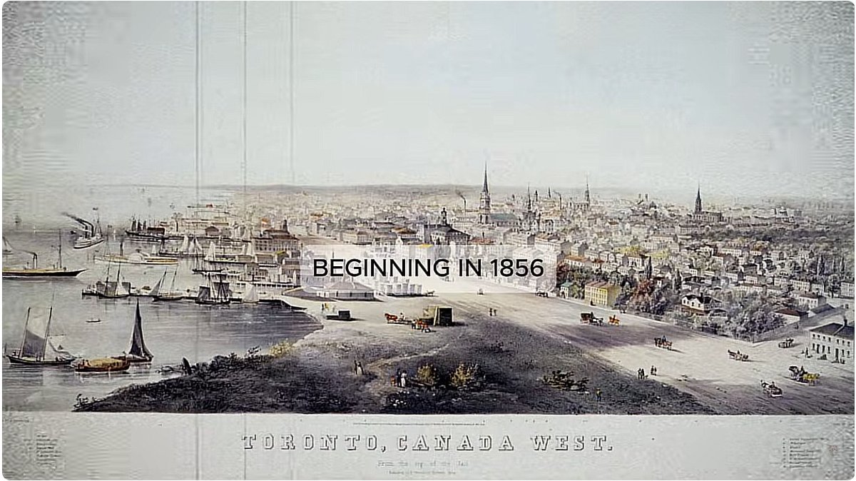 Laura Brown 🍁 tweet media