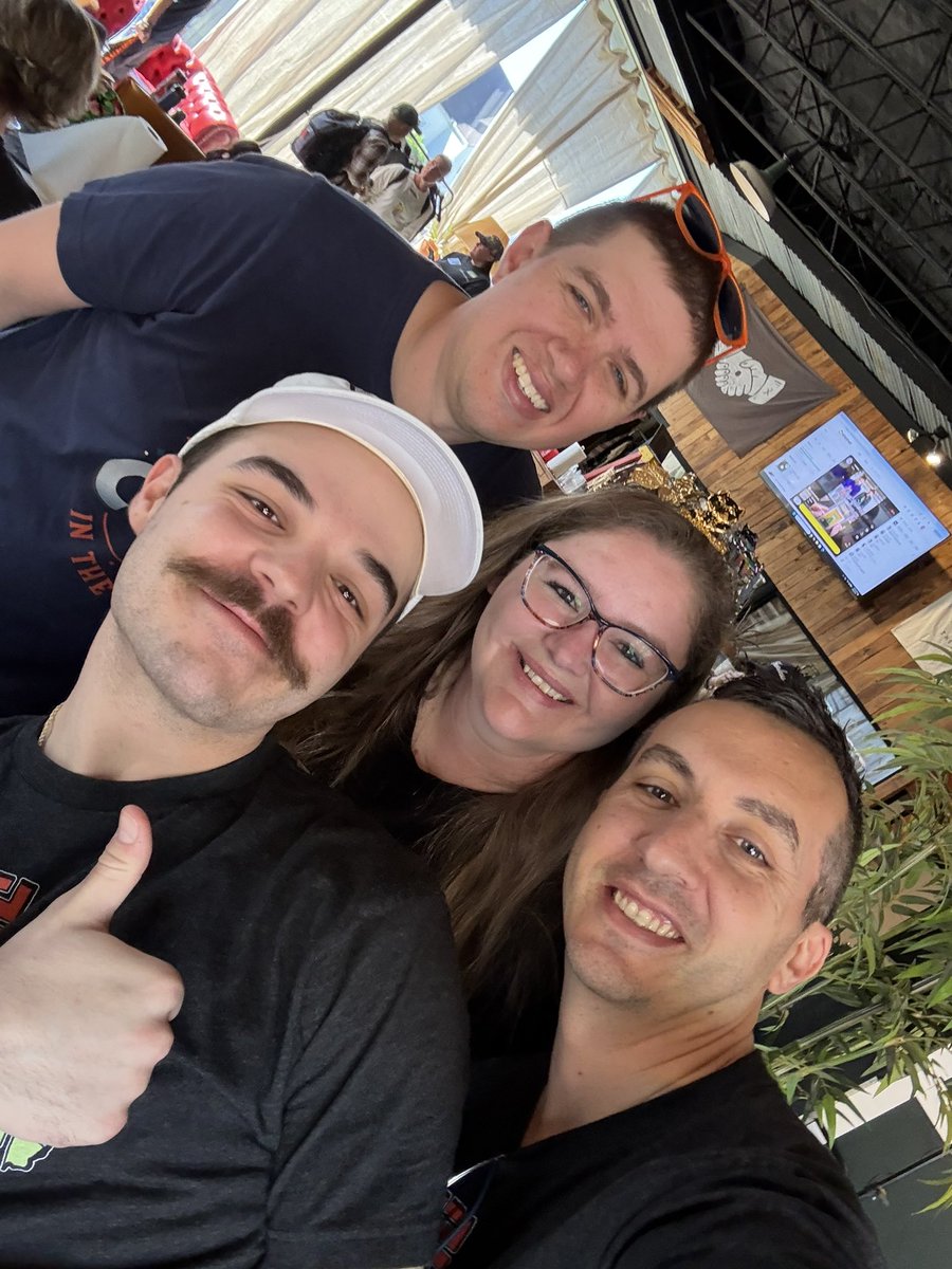 Manuel FG tweet media