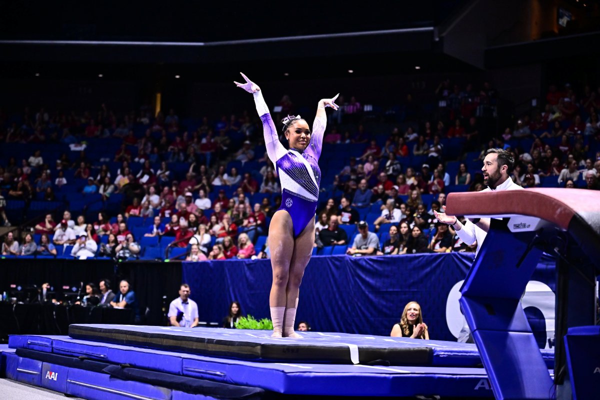 LSU Gymnastics tweet media