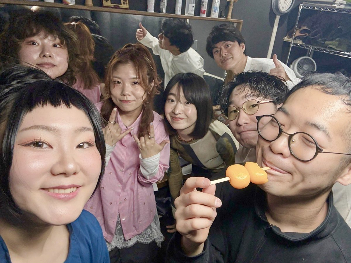 shoko_1326's tweet photo. 昨日お昼はBANDでBAN Vol.3💥
めちゃくちゃ盛り上がりました！

バンドの力ってすごい。
それはこのメンバーだから出せるんだなぁ🥹

ときどき、服部奈緒ちゃんのステージを見てて、
心を掴まれて心地よくて、
音楽って、楽しくなくちゃ意味がないと、
そう思い出させてくれるイベントでした✨
感謝🥹 https://t.co/X16LvjCP0u