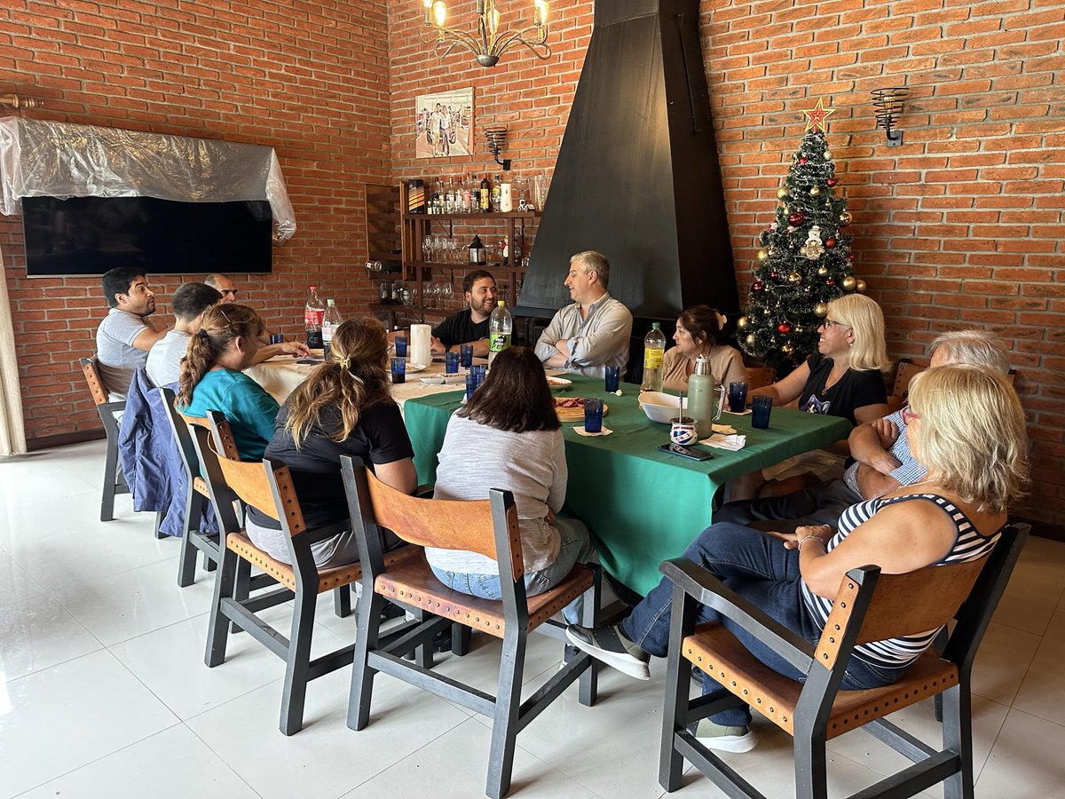 Adriana Balcarcel tweet media