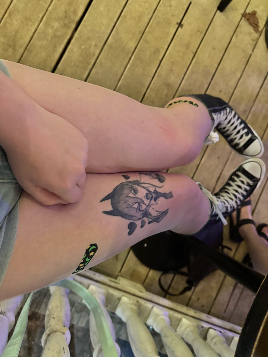 Frog-Witch🌹 tweet media