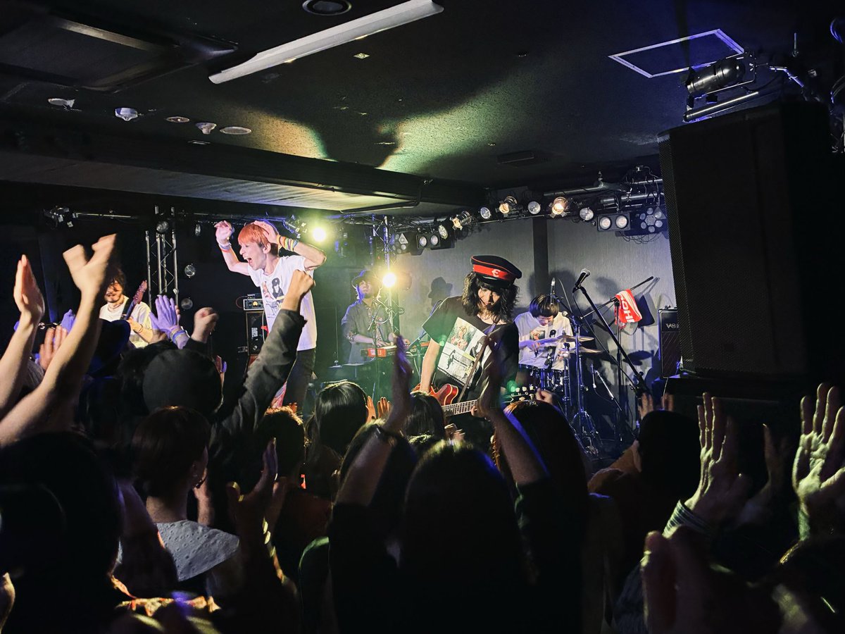 ザ・ボヘミアンズ tweet media