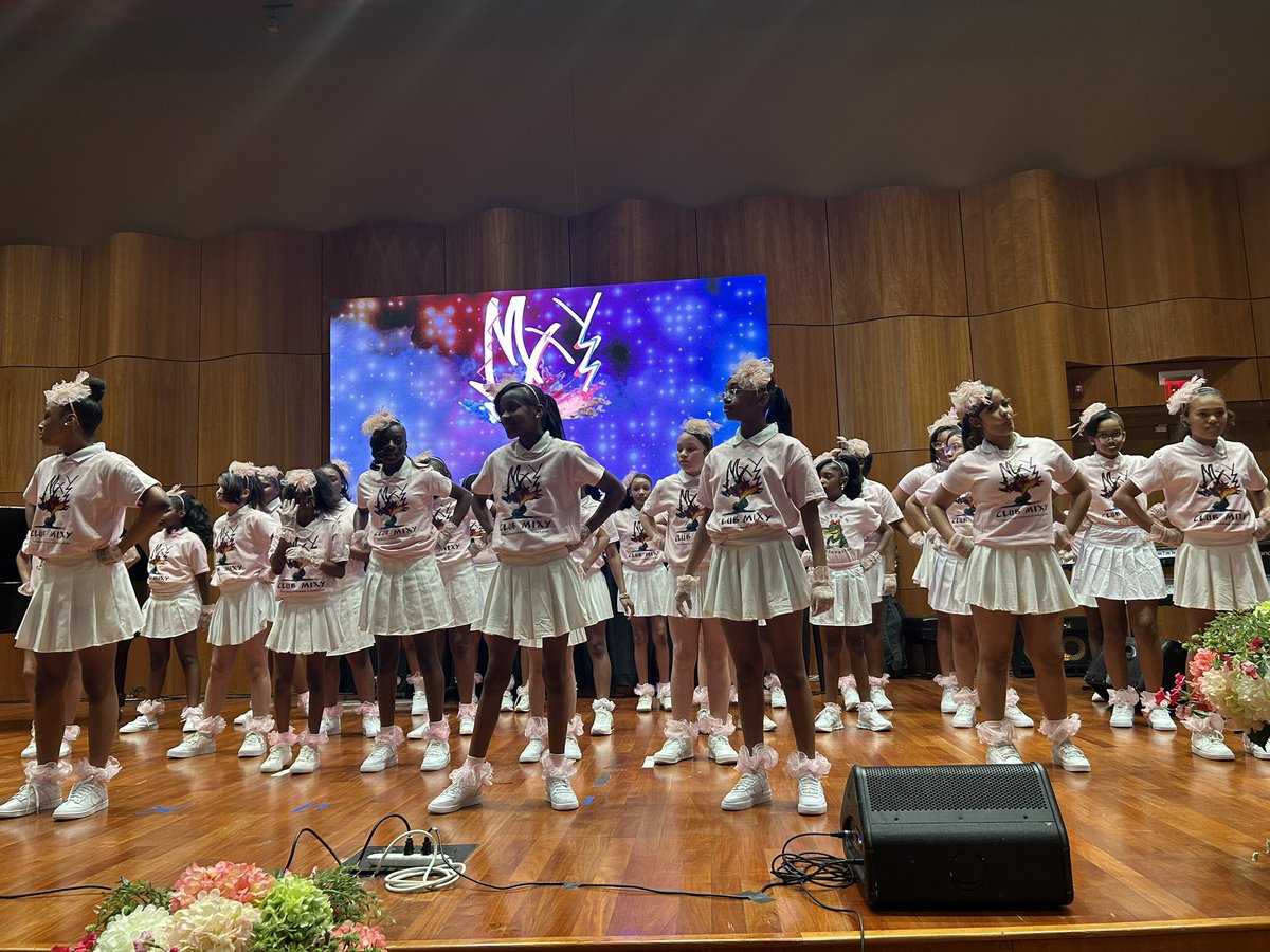 Carmella R. Mantello tweet media