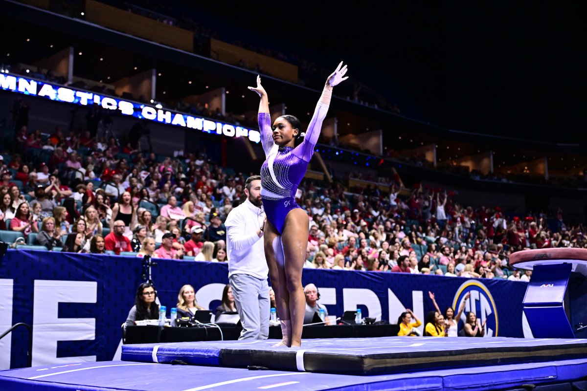 LSU Gymnastics tweet media