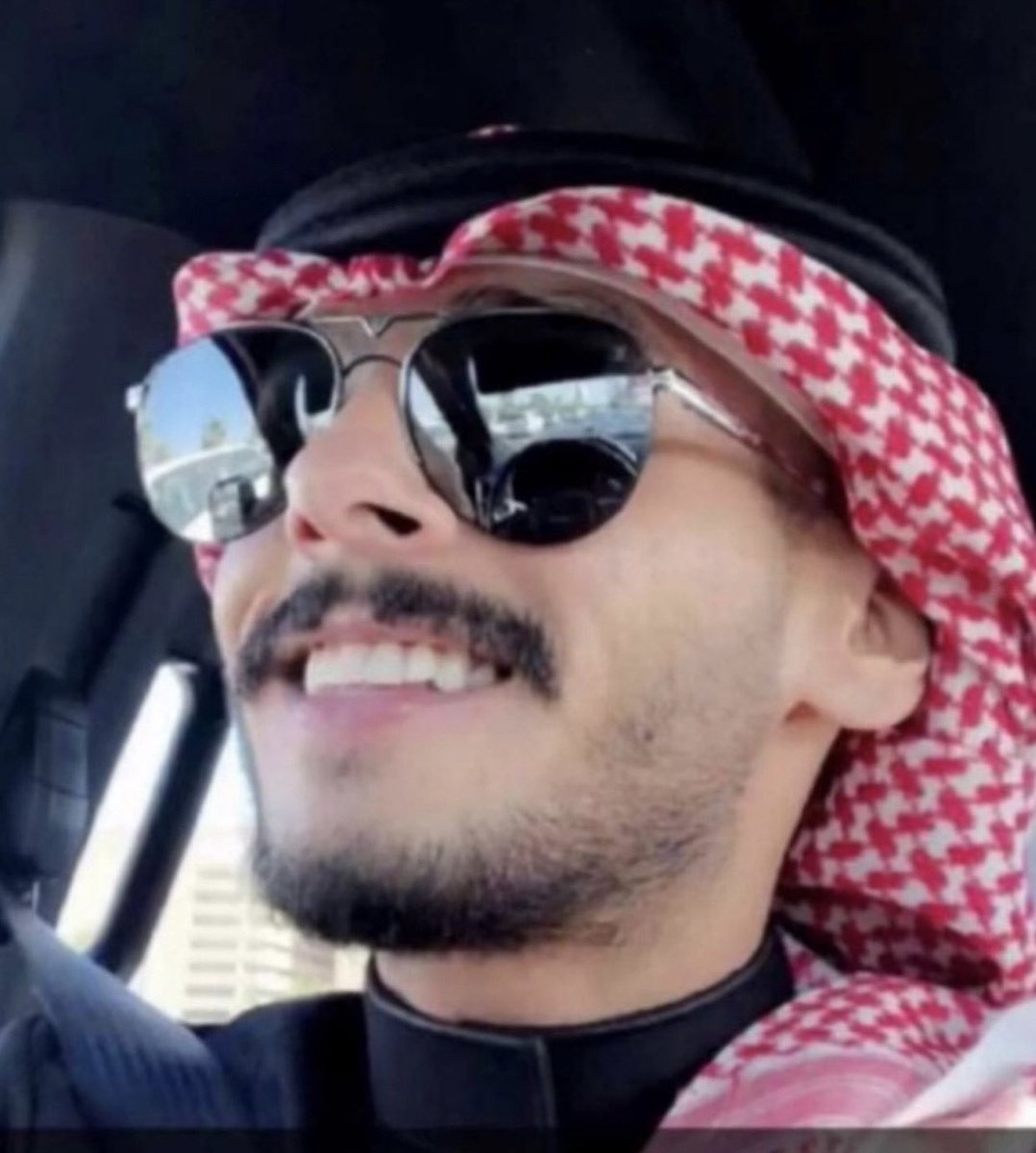 Azi_887's tweet photo. اللهم ارحم قلبًا كان بيننا عطوفًا رحيمًا حنونًا كريمًا اللهم ارحم من لا يُذكر اسمه إلا بالخير رحم الله وجه بشوشًا سمحًا رحم الله قلبًا طيبًا طاهرًا نقيًا اللهم ارحم صديقي واخي محمد بن صالح المضيان و أغفر له 

جعل الله عيدك في الجنة أجمل ياصديقي .

#محمد_صالح_المضيان https://t.co/REtlBttrN2