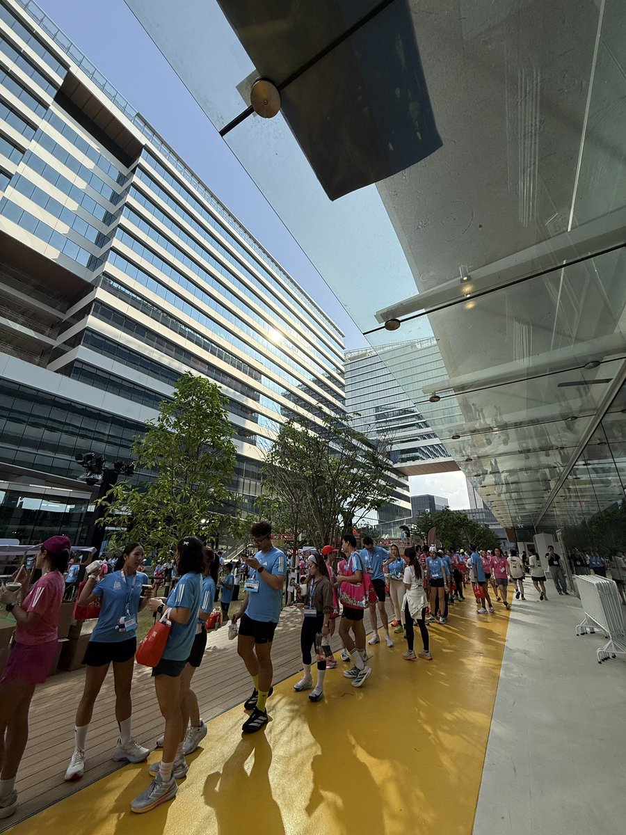 Yolé Thailand tweet media