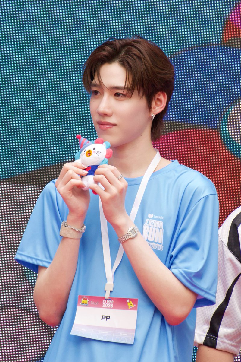 น่ารักจุงเบย อยากบอกรักจังเลย พีพี กฤษฏ์

Lazada Run Wellness Fest

#LZDRunWellnessFest
PP KRIT #PPKritt