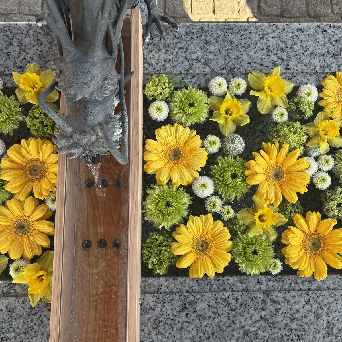 d`ici peu tweet media