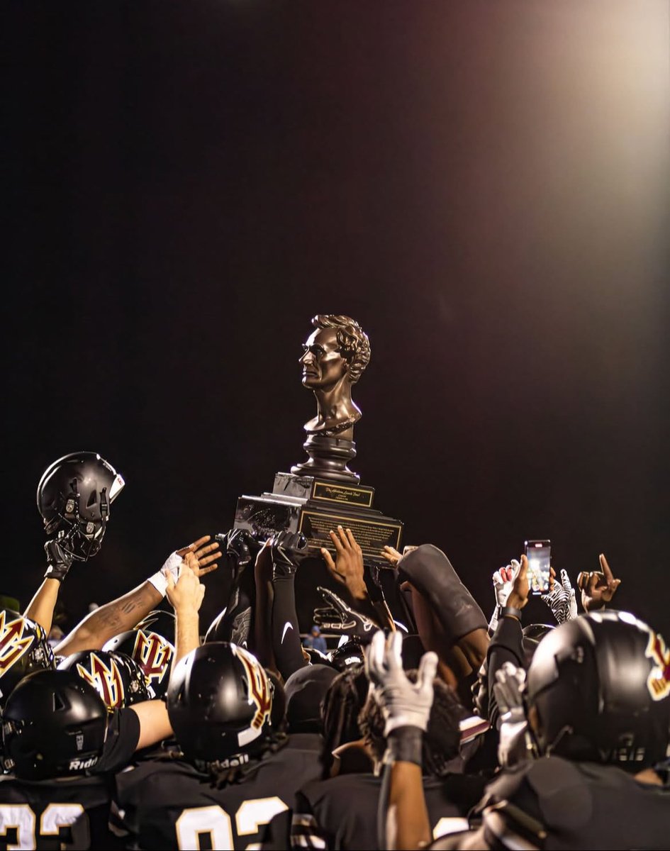 Coach Terrell tweet media