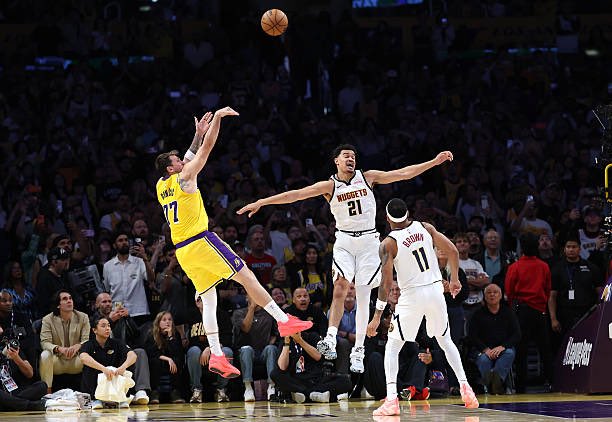 𝐒𝐮𝐫𝐟 💫 tweet media