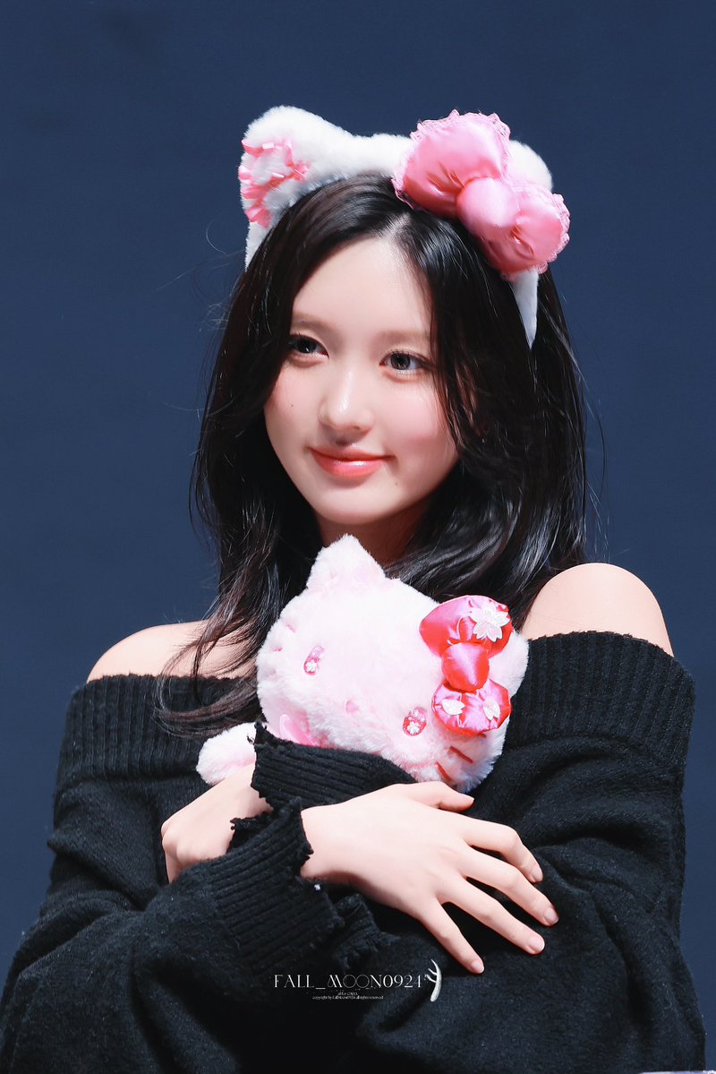 fallmoon tweet media