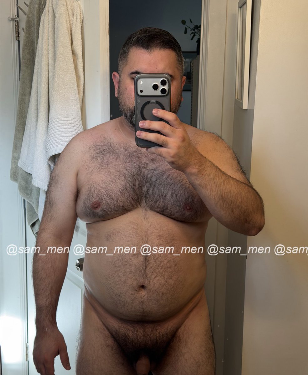 me - 50% off OnlyFans 🤑 tweet media