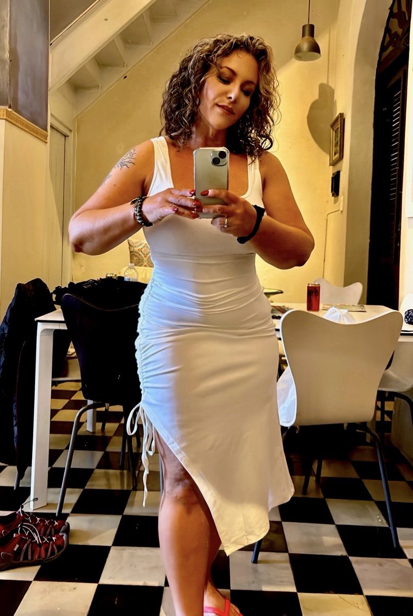 Fuck it all, Love Molly 💋 tweet media