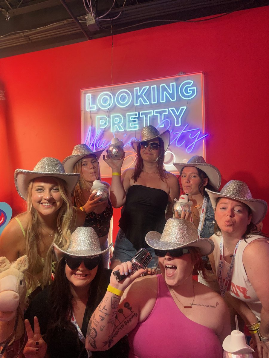 Just Jo💥 tweet media