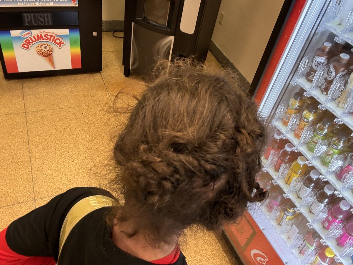 A beautiful name for a girl 💐 SWIM CITY 🎱 tweet media