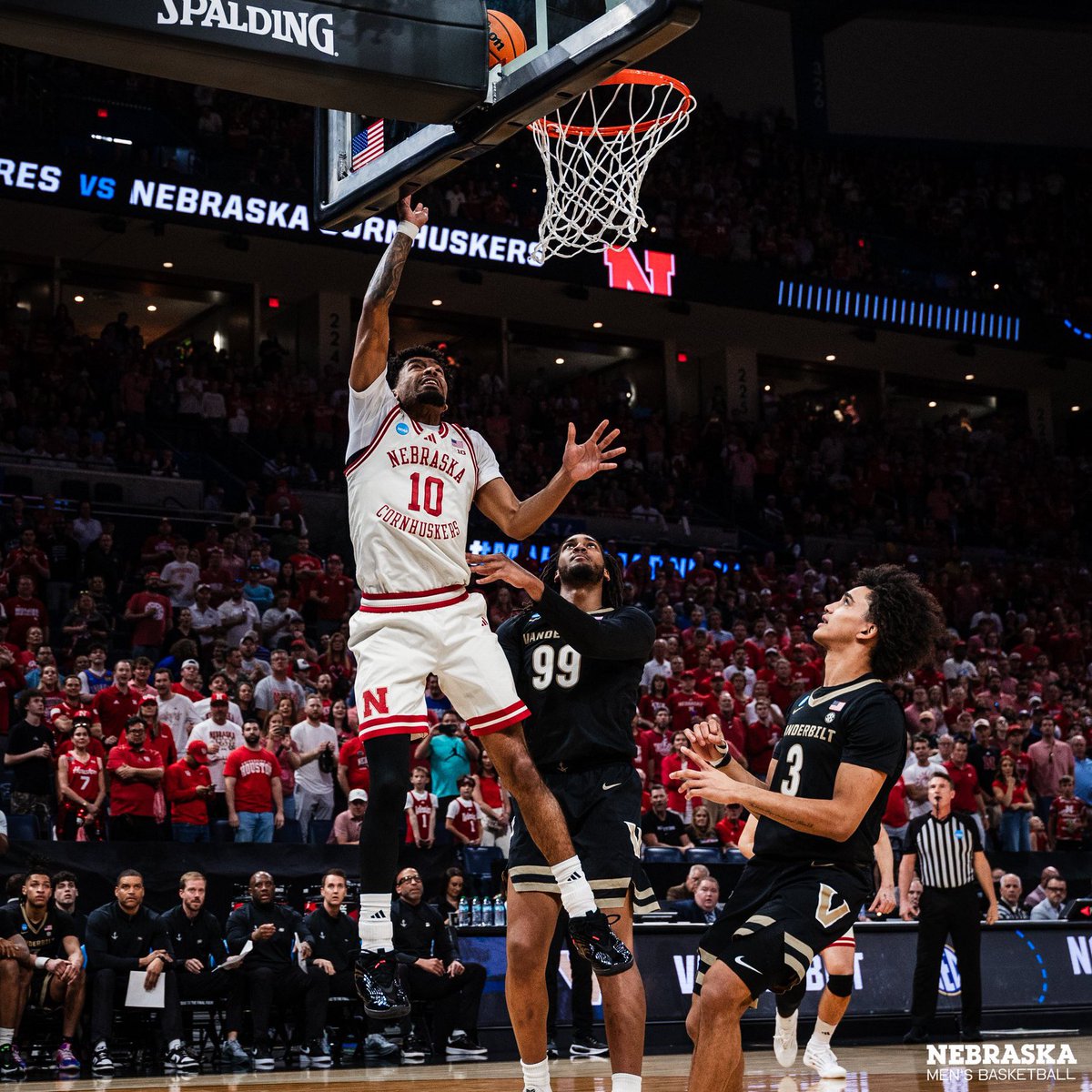 NFL Fashion Advice tweet media