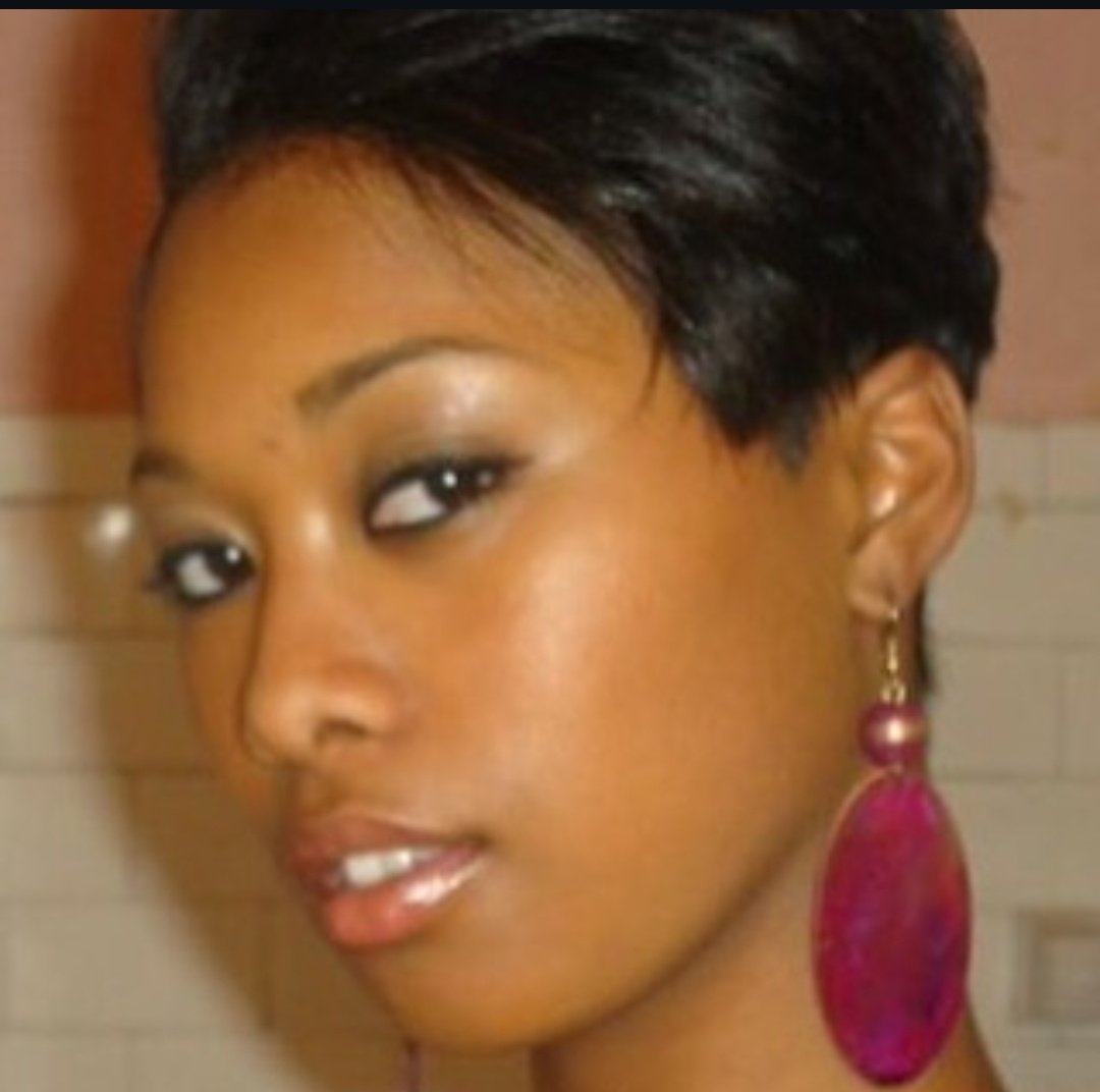 ElitistMinusTheWhiteness tweet media