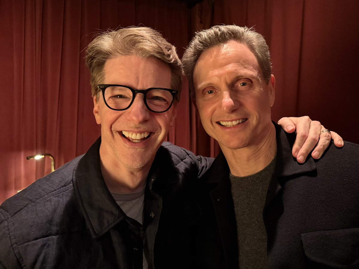Sean Hayes tweet media