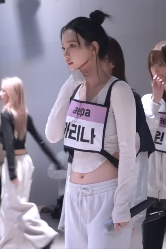 radio star tweet media