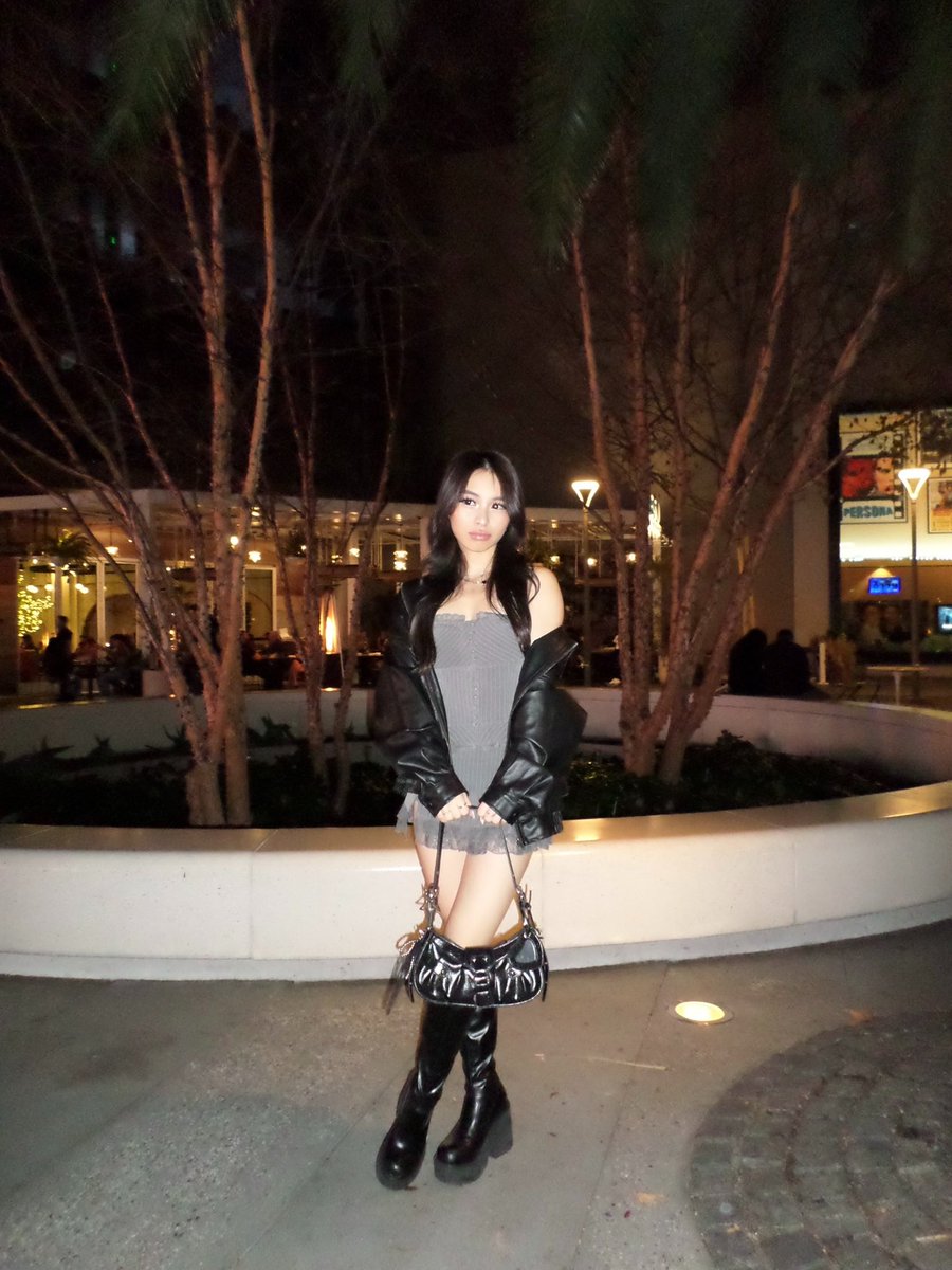 amanda ᡣ𐭩ྀིྀ₊ ⊹ tweet media