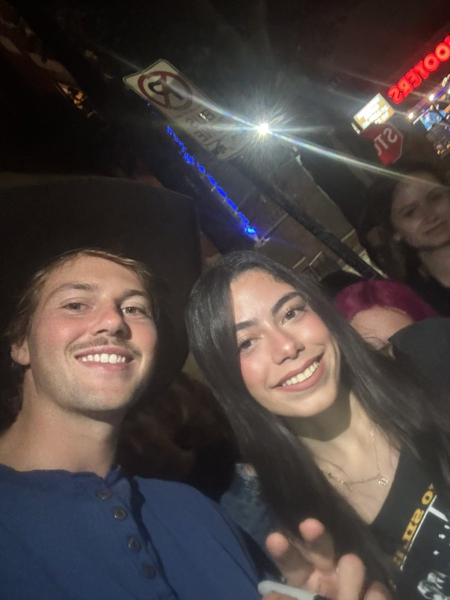 maria ౨ৎ tweet media