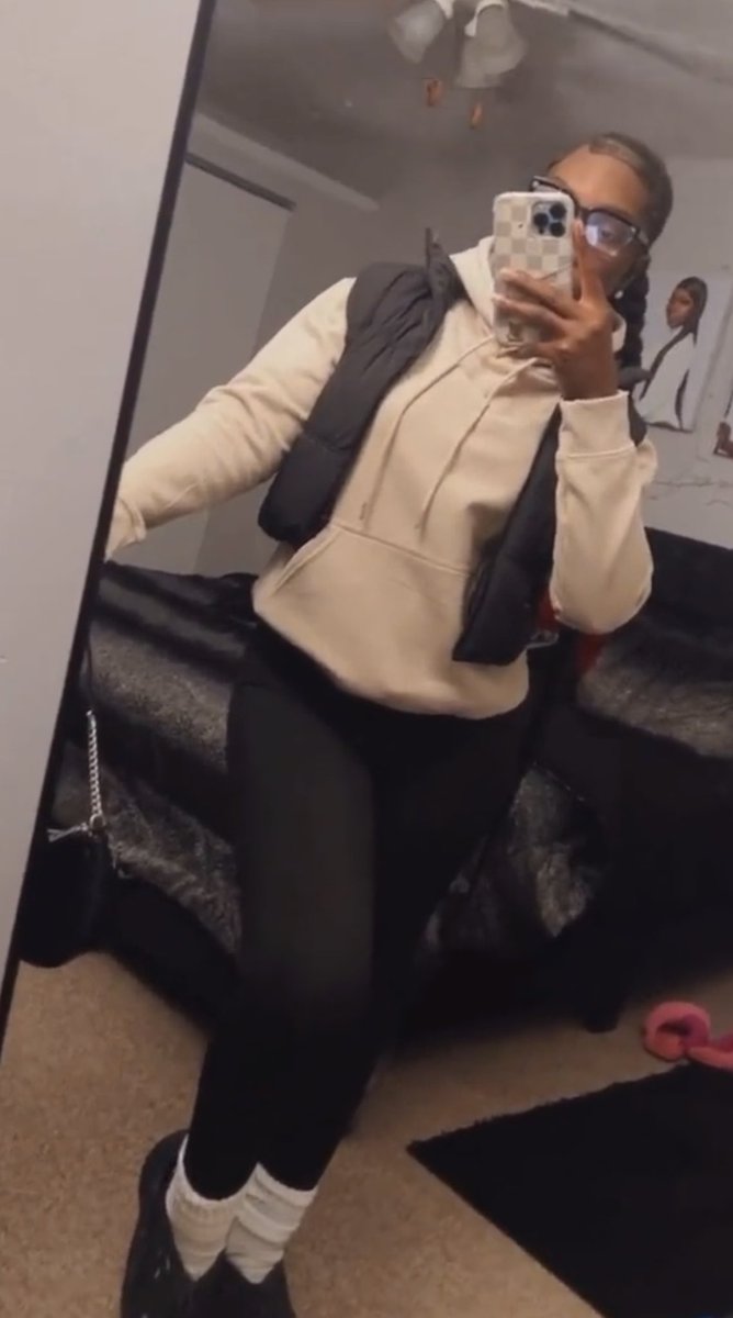 Barbie 😏 tweet media