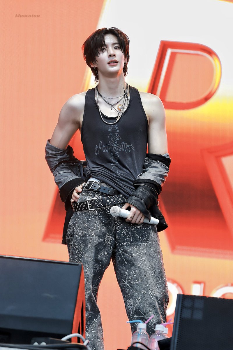 nugu6000 tweet media