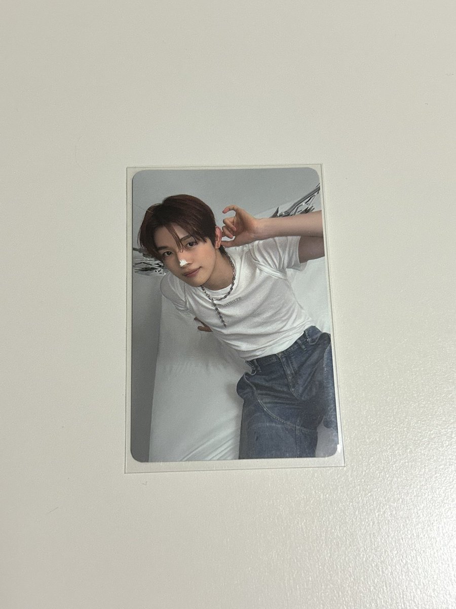 ⓝ 𝗈 𝖺 tweet media