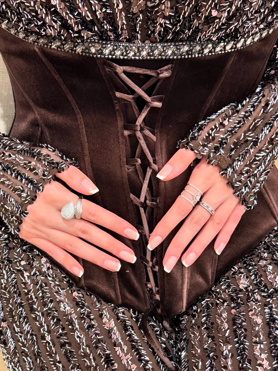 سُهاد tweet media