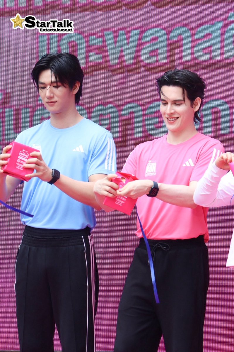 “มอส-แบงก์” ในงาน ‘Lazada Run Wellness Fest’ 💙🩷

Lazada Run Wellness Fest

#LZDRunWellnessFest
#Mosbank