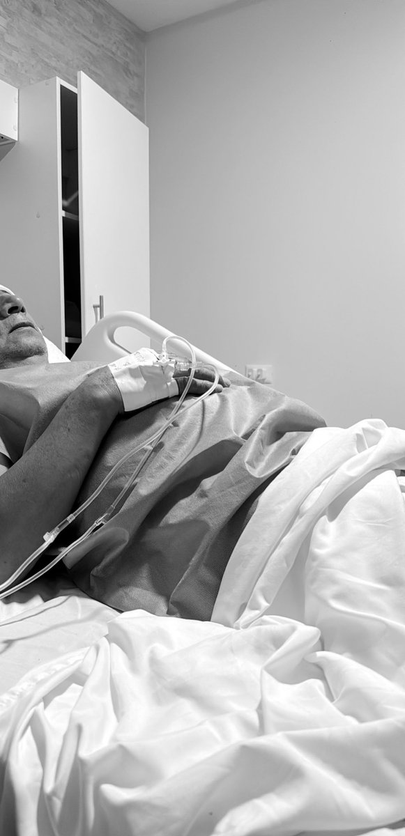 Sentir que el amor de tu vida puede pasarle algo, hace que tu alma tiemble, pero al mismo tiempo que tu fé se triplique, Dios nos ama tanto 🥺❤️‍🩹