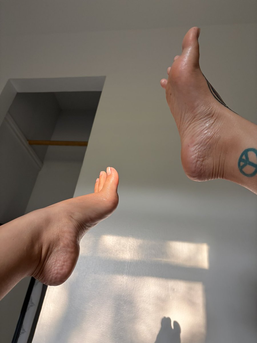 Fun4lizz Goddess tweet media