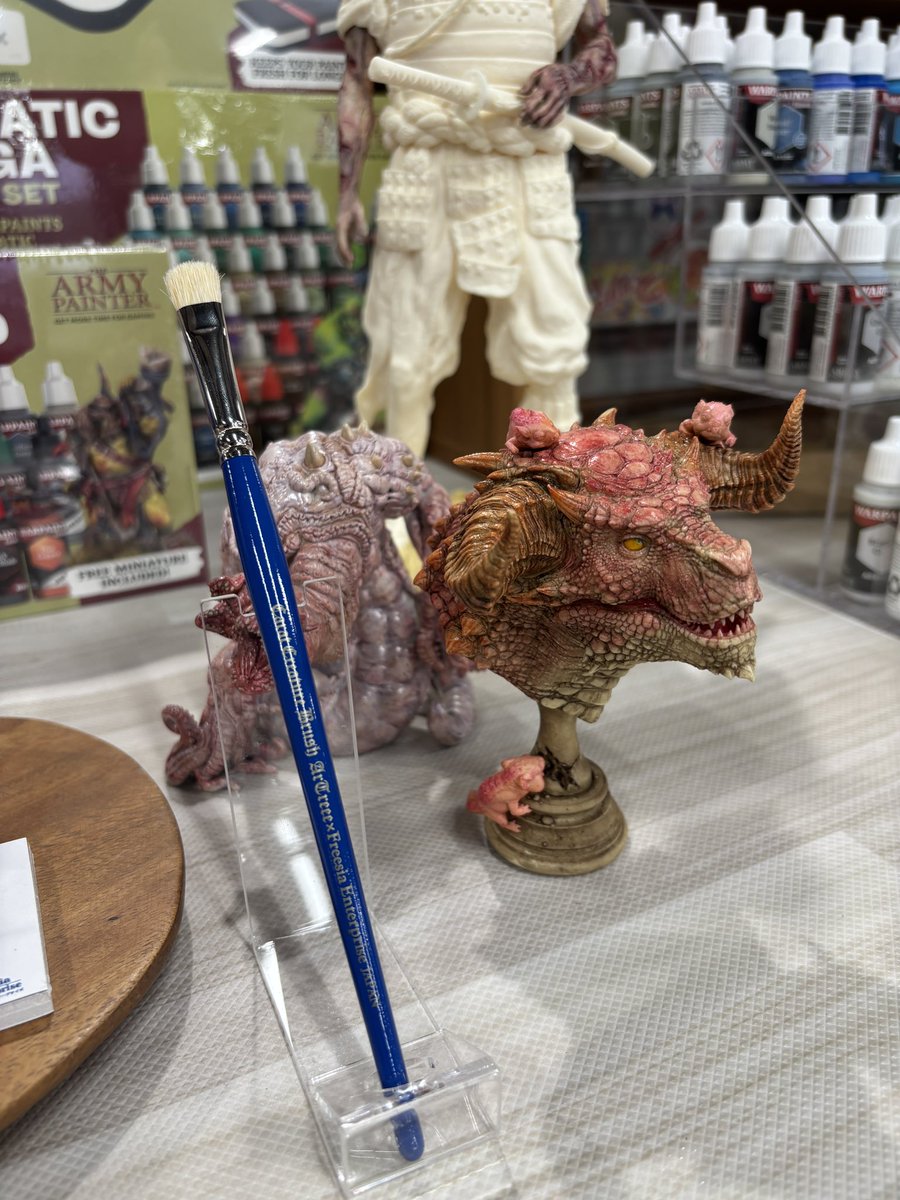 フリージアエンタープライズ tweet media