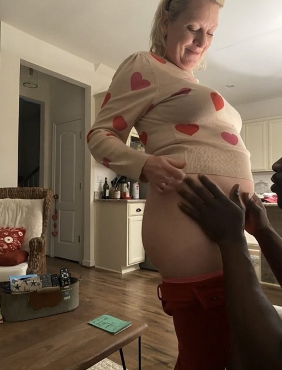 SexyMilfQ tweet media