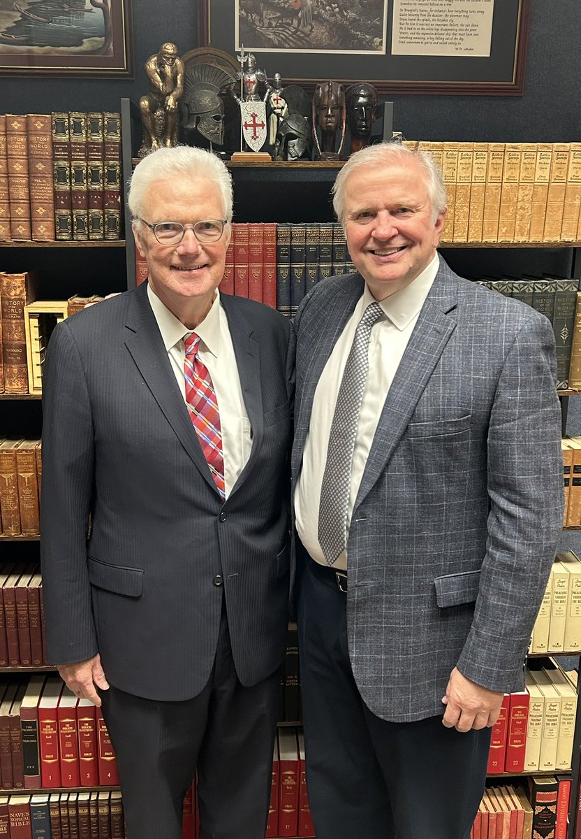 Robert W. Martin tweet media