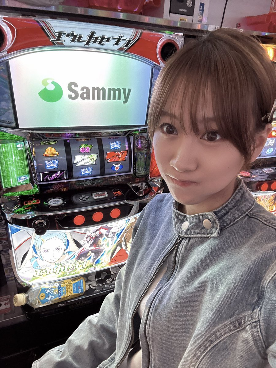 南こうめ@DMMぱちタウン tweet media