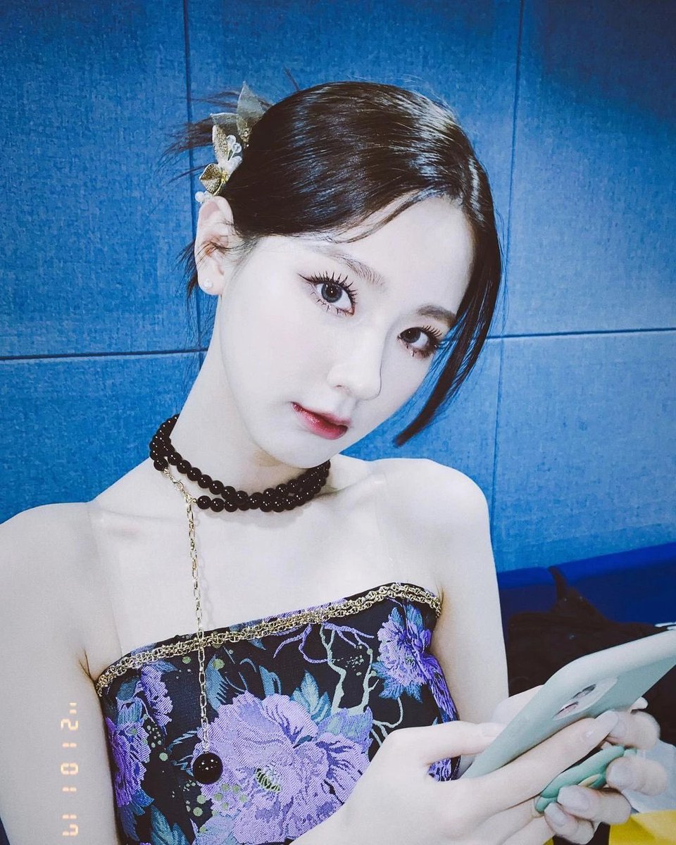 (𝐌)𝙲-𝑄U𝔼𝐄ℕ ⚡ tweet media