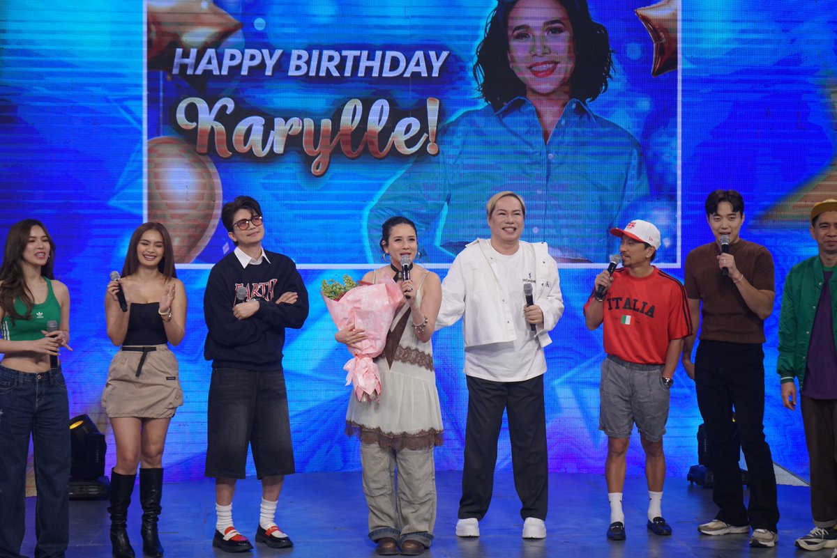 It's Showtime tweet media