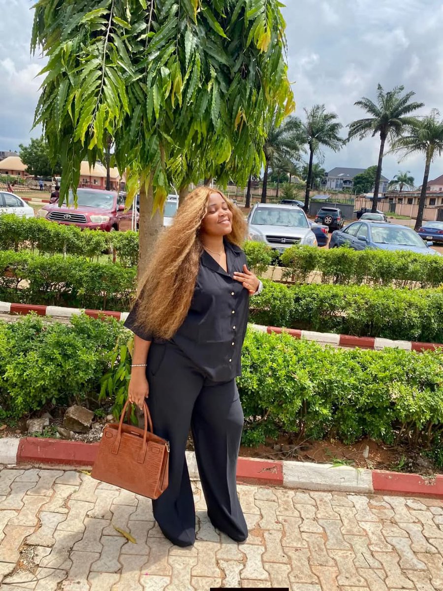 Chimamanda tweet media