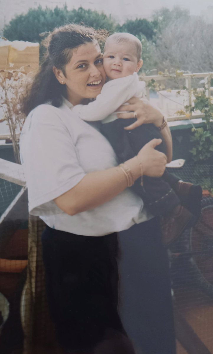 (fan) REAL MADRID FANS 🤍 tweet media