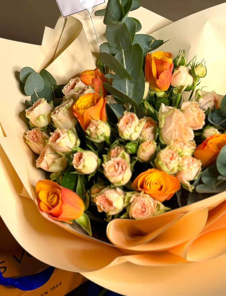 فتون tweet media