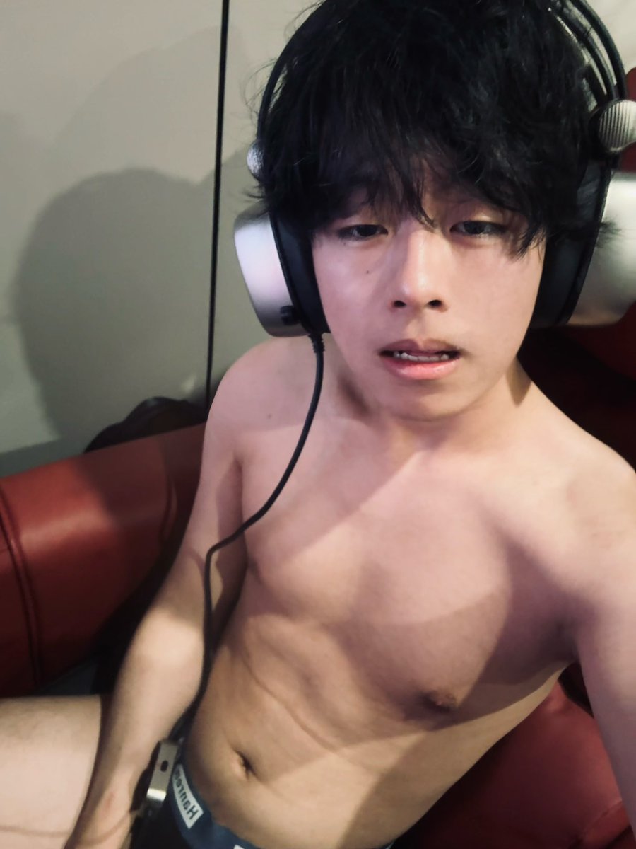 十一月雨落下 tweet media
