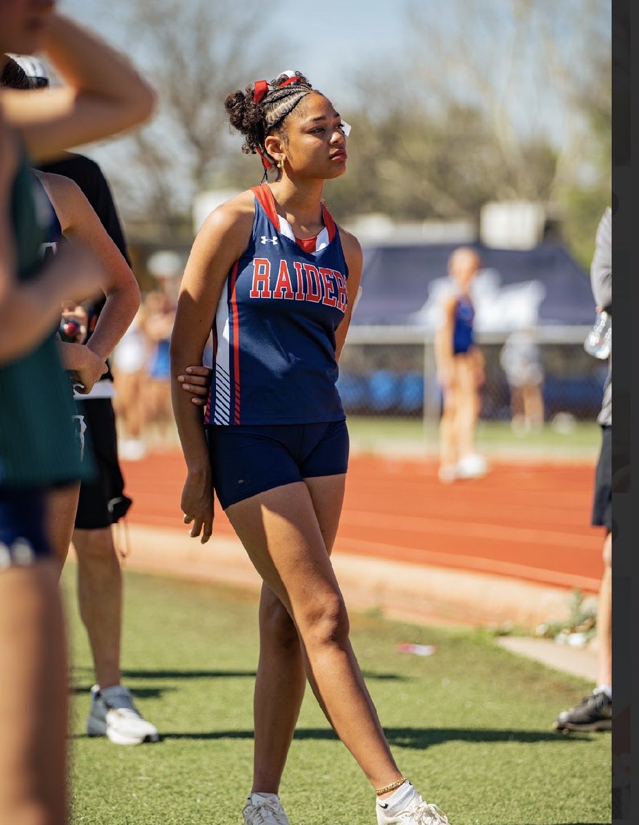 Ryan Girls Track tweet media