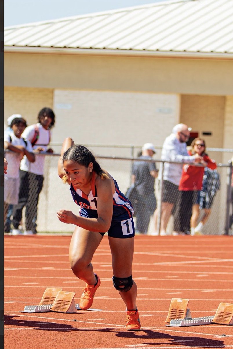 Ryan Girls Track tweet media