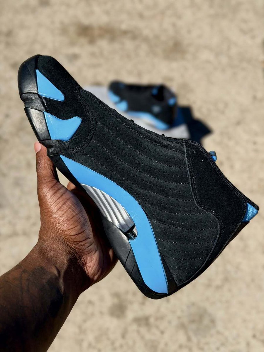 SneakerAlert tweet media