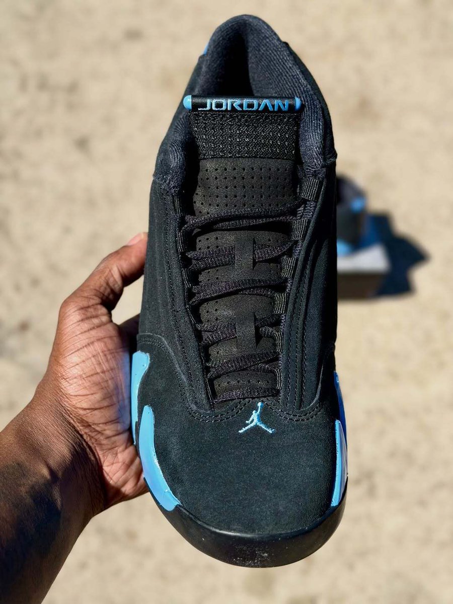 SneakerAlert tweet media