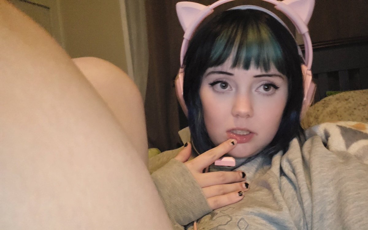 livvybug🍎🐞 tweet media